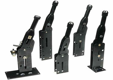 Over Center Locking Hand Control Lever Tahan Korosi Untuk Peralatan Industri