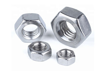 Fittings ujung kabel baja karbon Kuning Zinc Plated Perawatan permukaan Hex Kacang